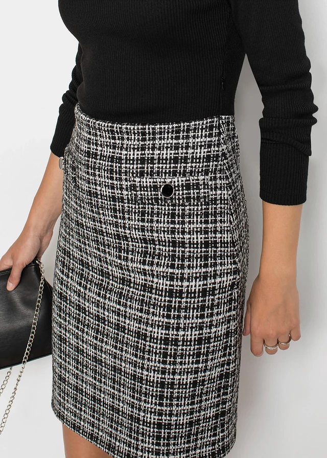 Robe courte et fluide en viscose mélangée • noir/blanc carreaux • product-page.page-title-suffix