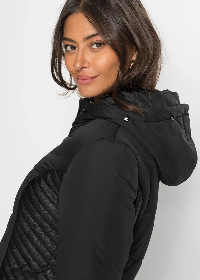 Lange gewatteerde jas van gerecycled polyester • zwart • product-page.page-title-suffix