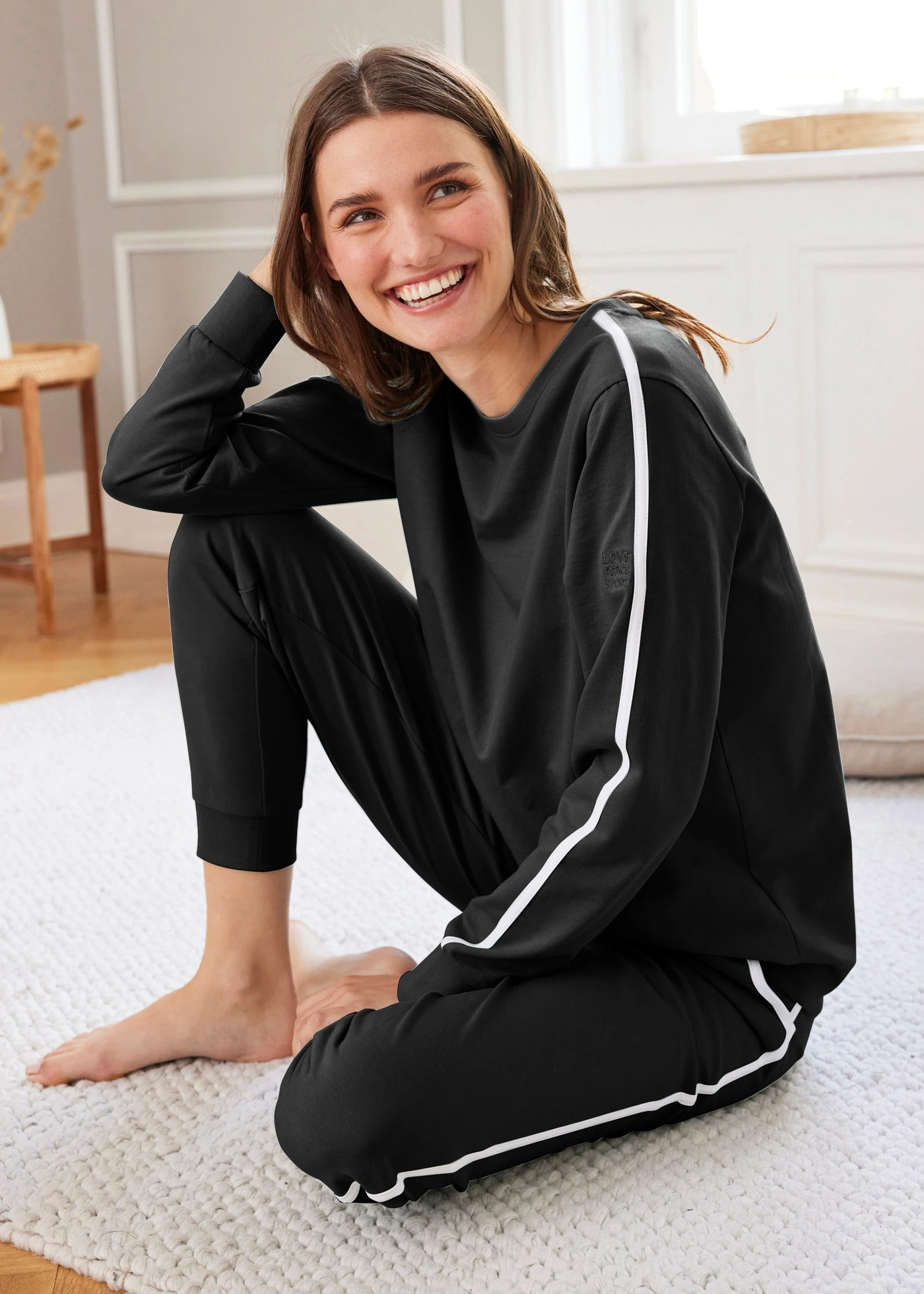 Ensemble de survêtement 100% coton (ens. 2 pces) • noir rayé • Boutique bonprix