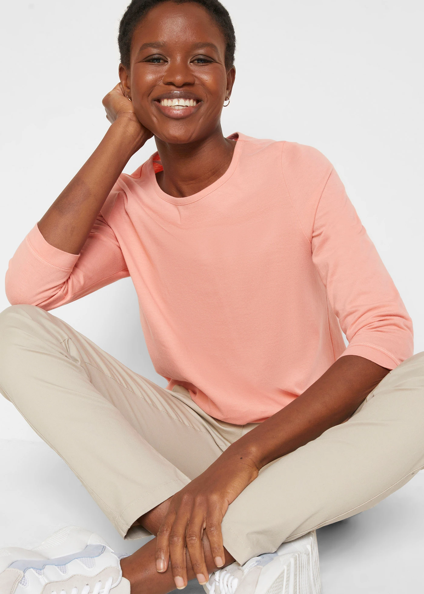 Bluză lungă (set/5 buc.) • verde-eucalipt + galben-piersică + albastru fumuriu + alb + negru • magazin bonprix