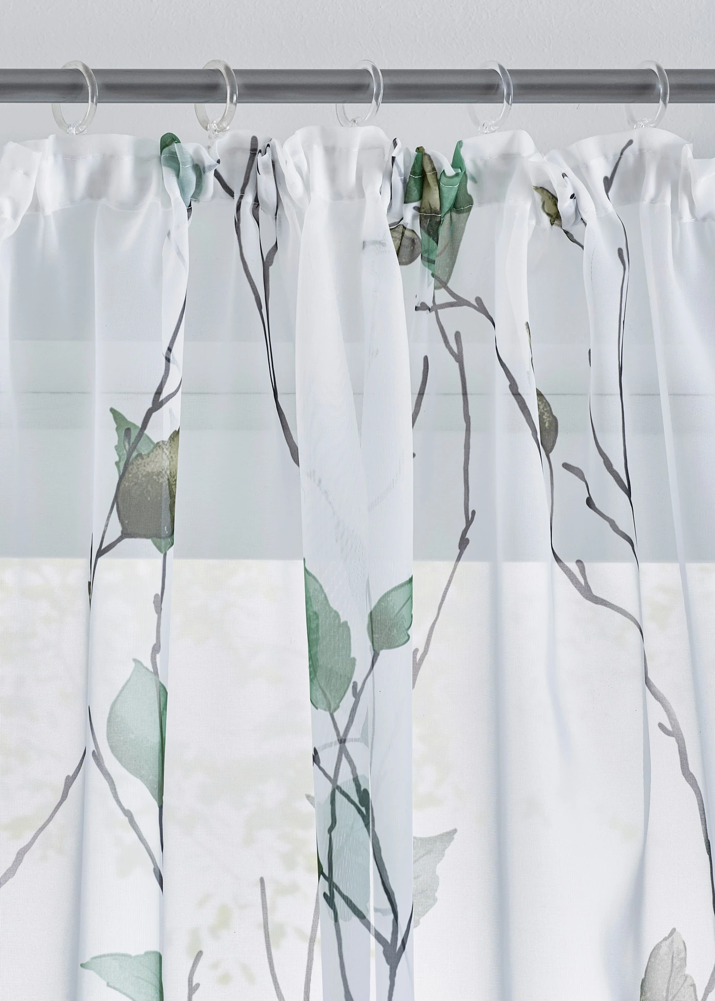 Voilage en tissu léger (1 pce), aussi en extra-long • vert/blanc/gris • Boutique bonprix
