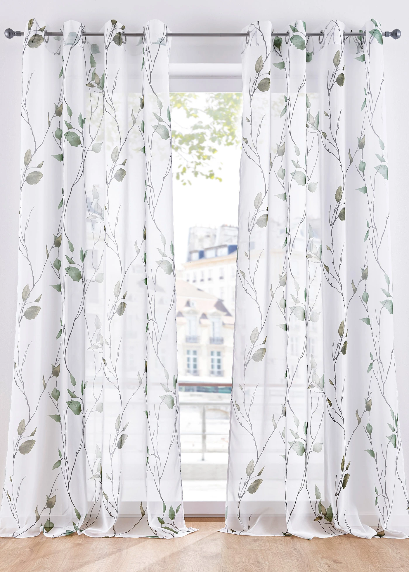 Voilage en tissu léger (1 pce) • blanc-vert clair floral • Boutique bonprix