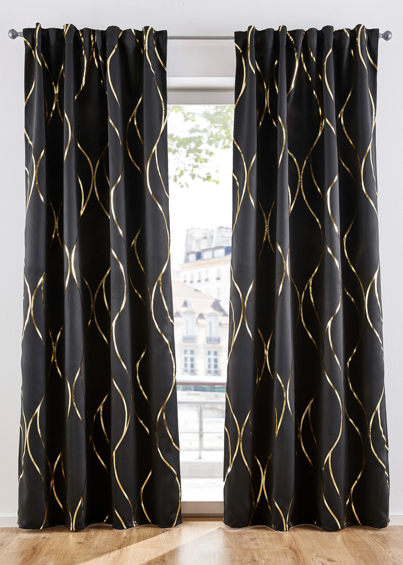 Draperie opacă suprafața lucios (1 buc.) • negru/auriu • magazin bonprix