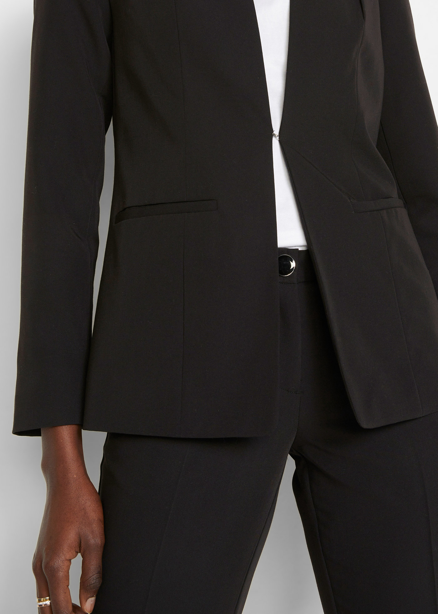 Kalhotový kostým (2dílná souprava) • černá • bonprix obchod