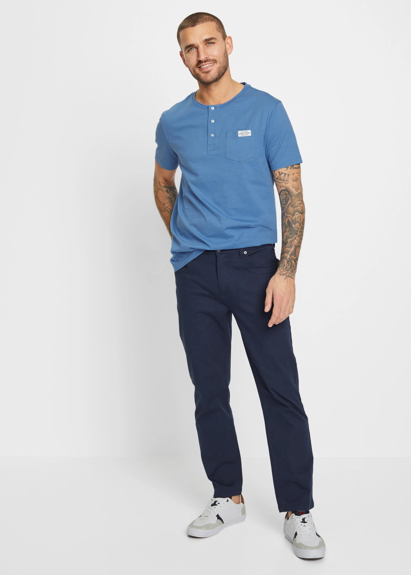 Henley shirt met comfort fit van puur biologisch katoen, korte mouw • kristalblauw • bonprix online shop