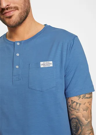 Henley shirt met comfort fit van puur biologisch katoen, korte mouw • kristalblauw • bonprix online shop