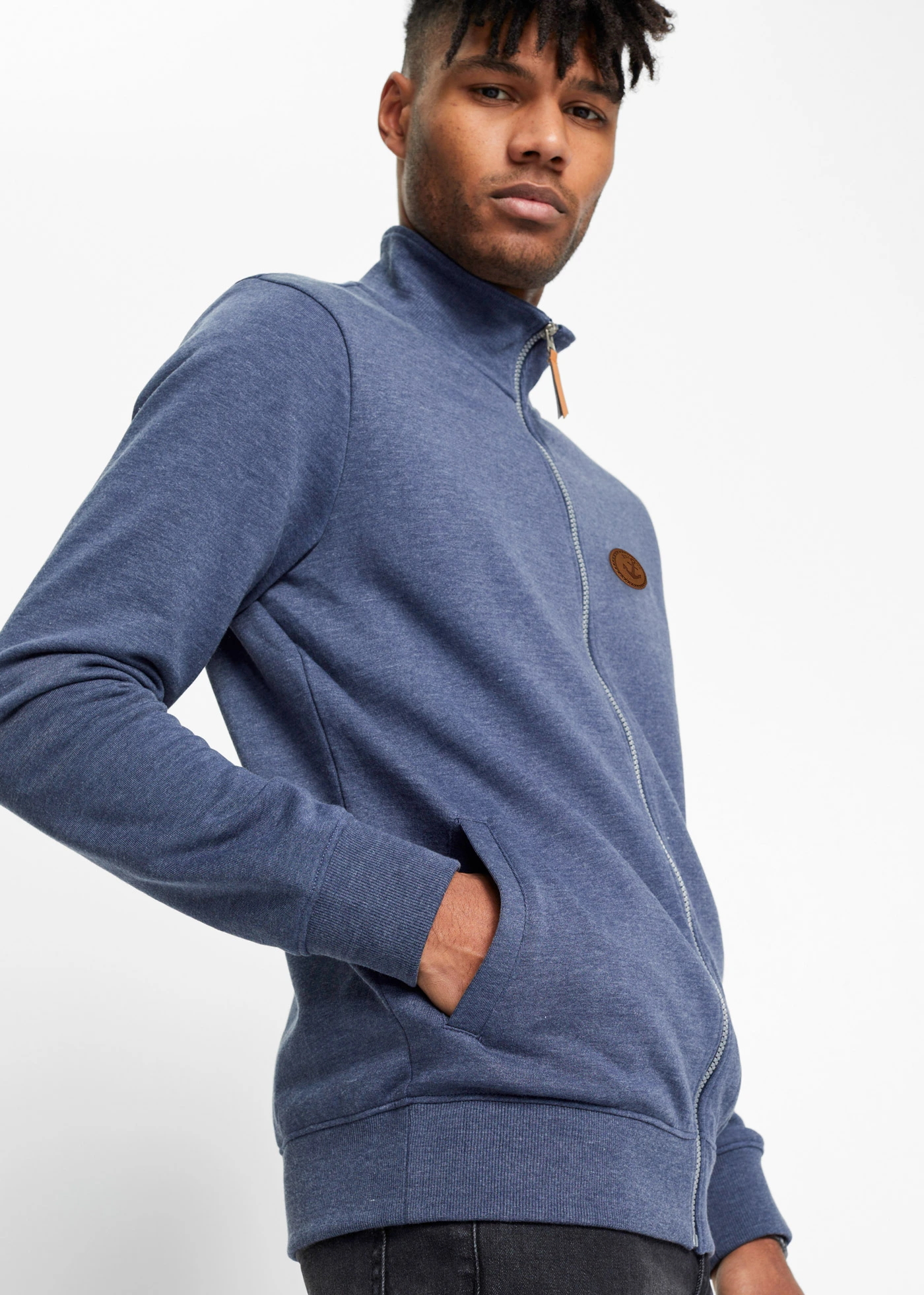 Sweat zippé à col montant et détails enduits • bleu foncé chiné • Boutique bonprix
