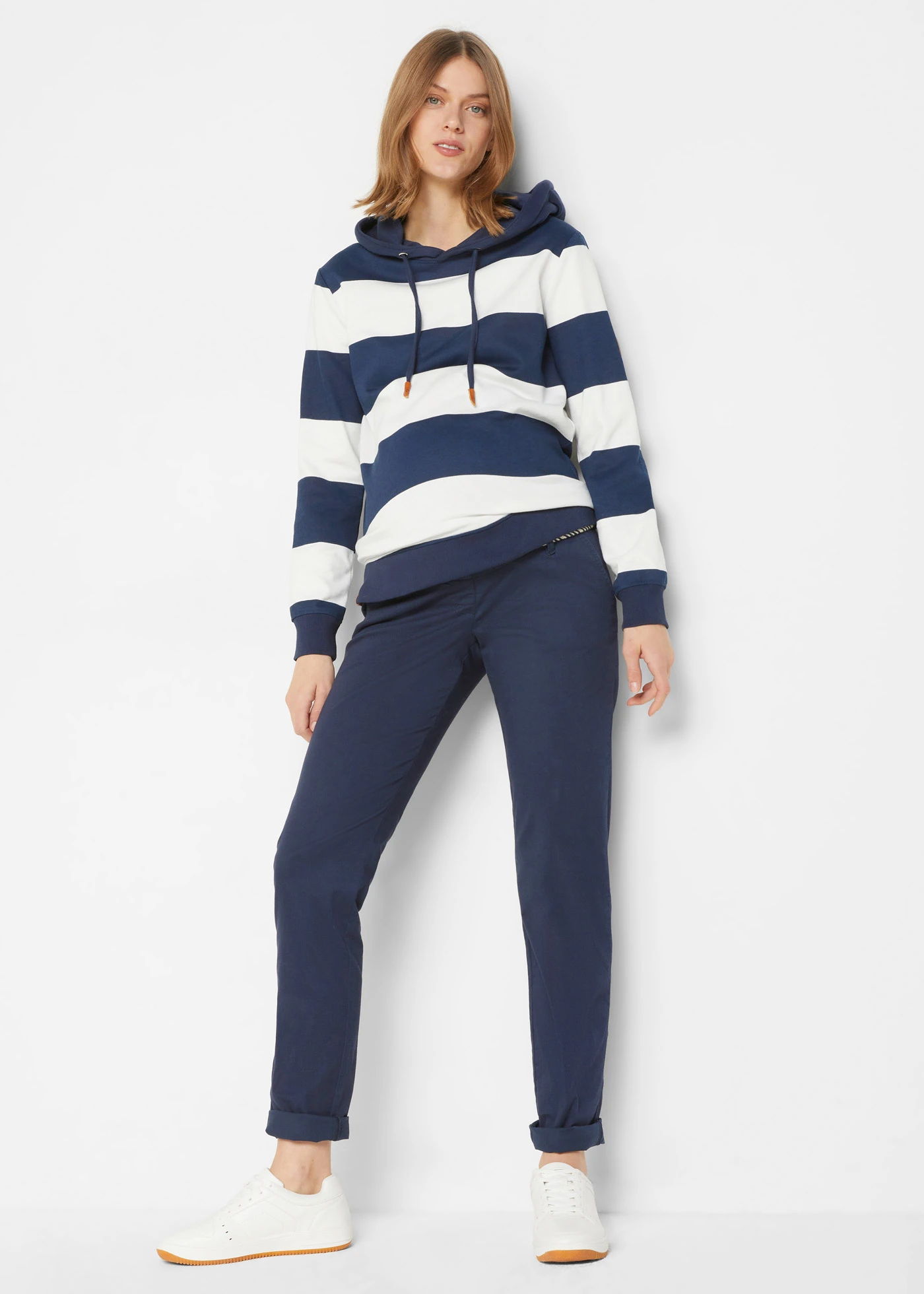 Bluza z kapturem z czystej bawełny • granatowy-biel wełny w paski • sklep bonprix