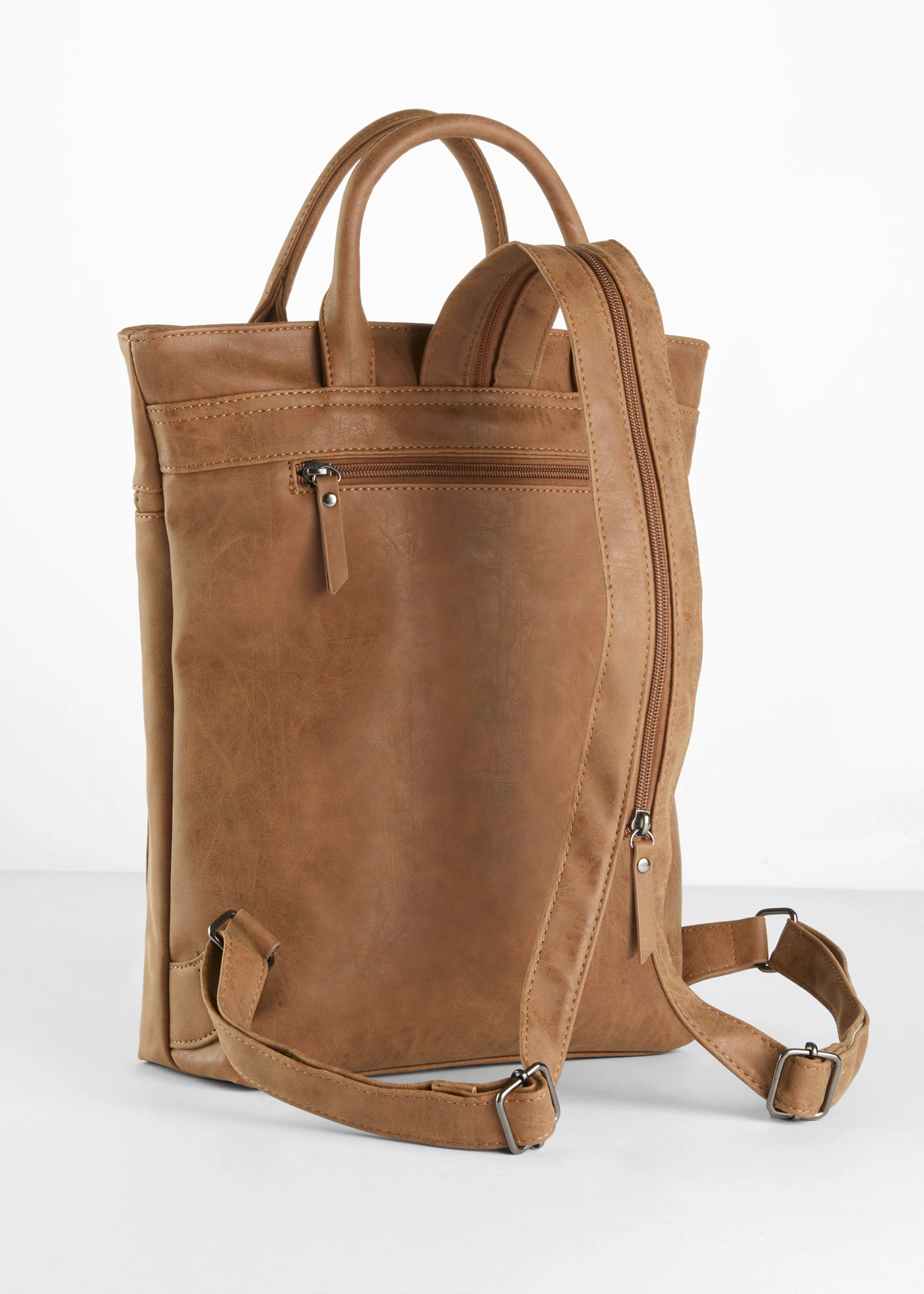 Rugzak met vakken aan de buitenkant • cognac • bonprix online shop