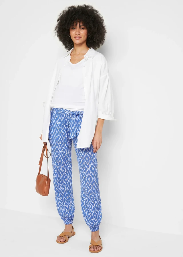 Léger pantalon de grossesse en viscose, loose, Couleur: bleu brillant/blanc graphique