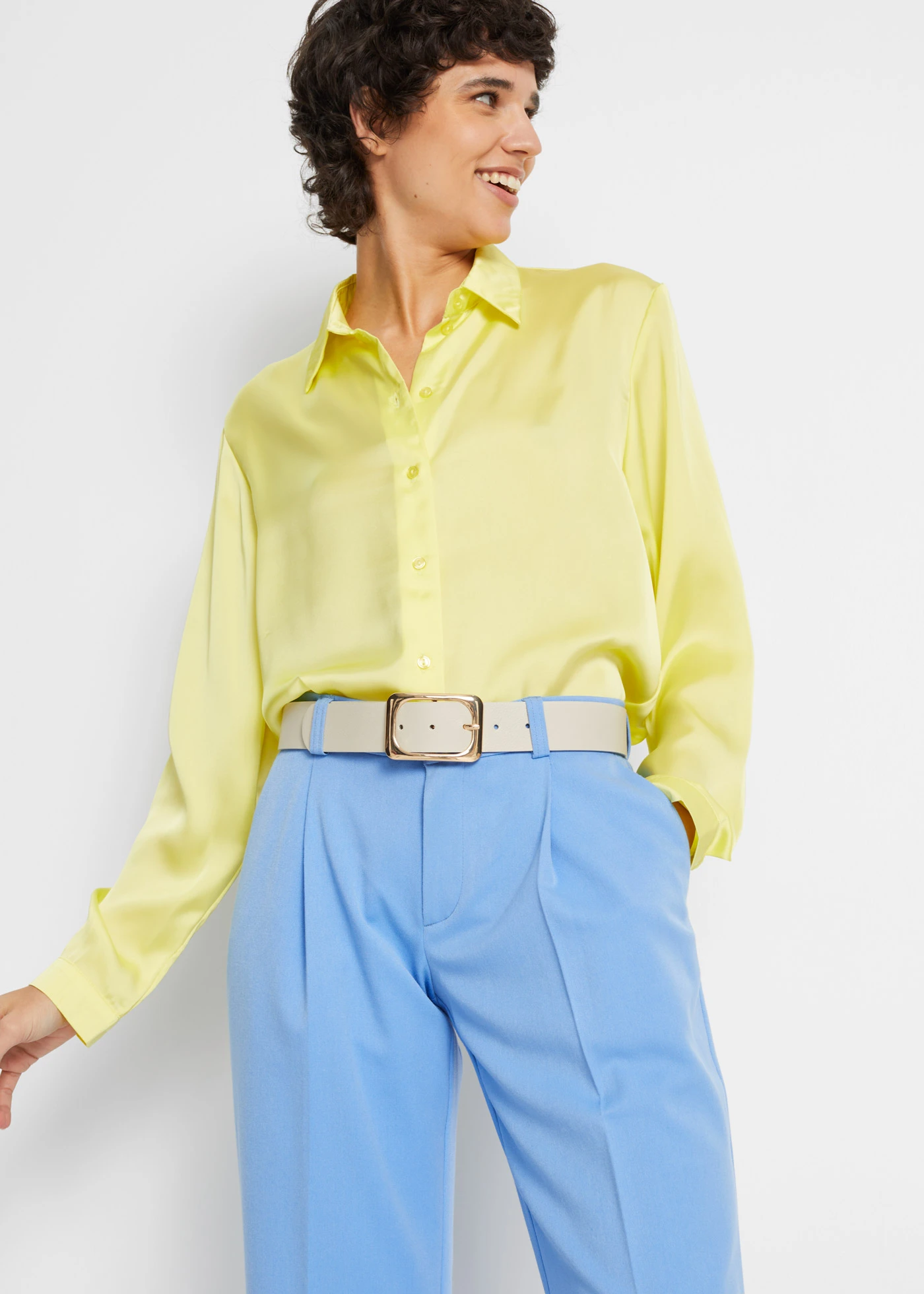 Ceinture à boucle dorée • sable clair-doré • Boutique bonprix