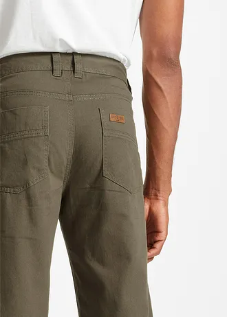 Lange bermuda met opgestikte zakken, regular fit • olijfgroen • bonprix online shop