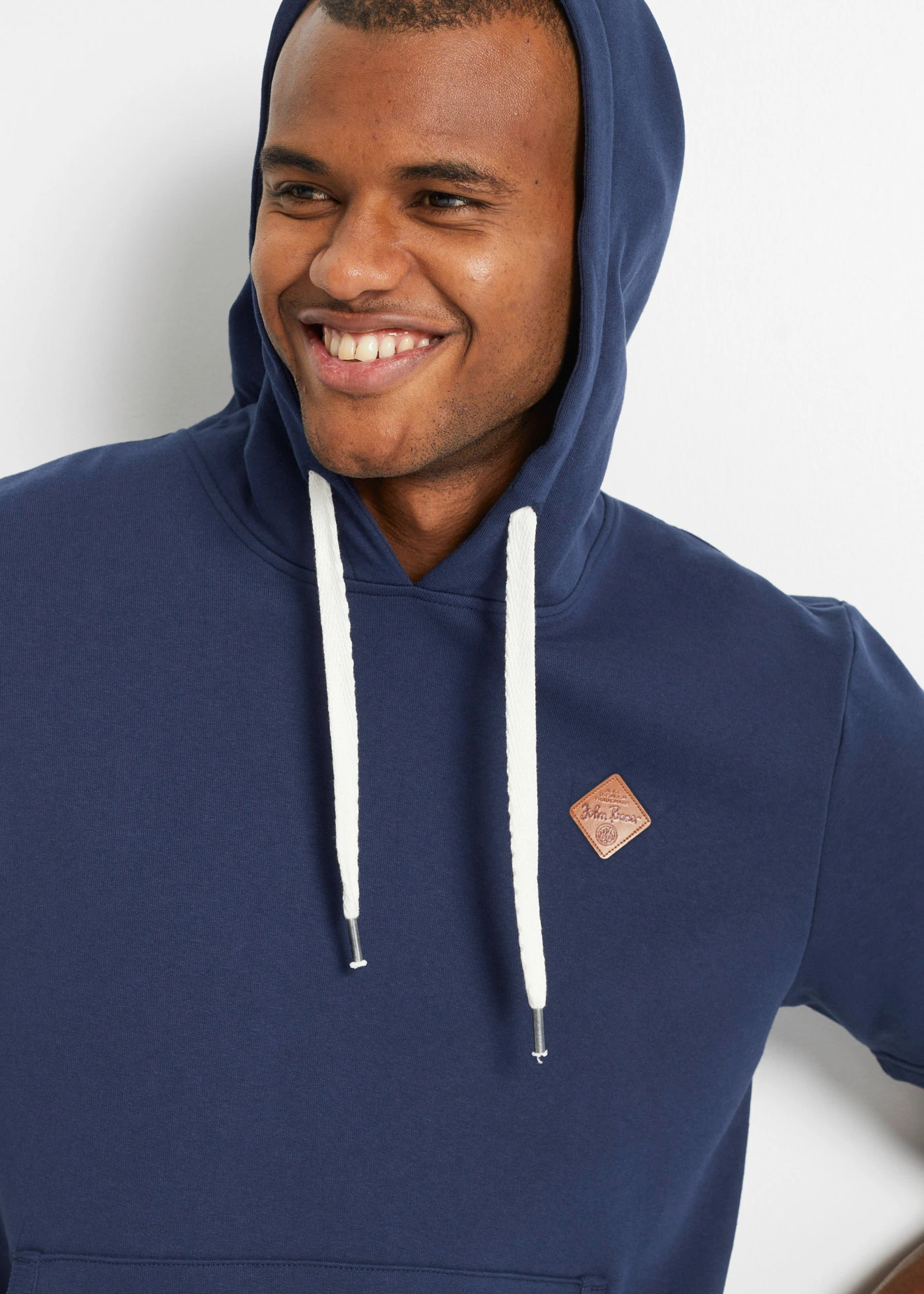 Hoodie, korte mouw • donkerblauw • bonprix online shop