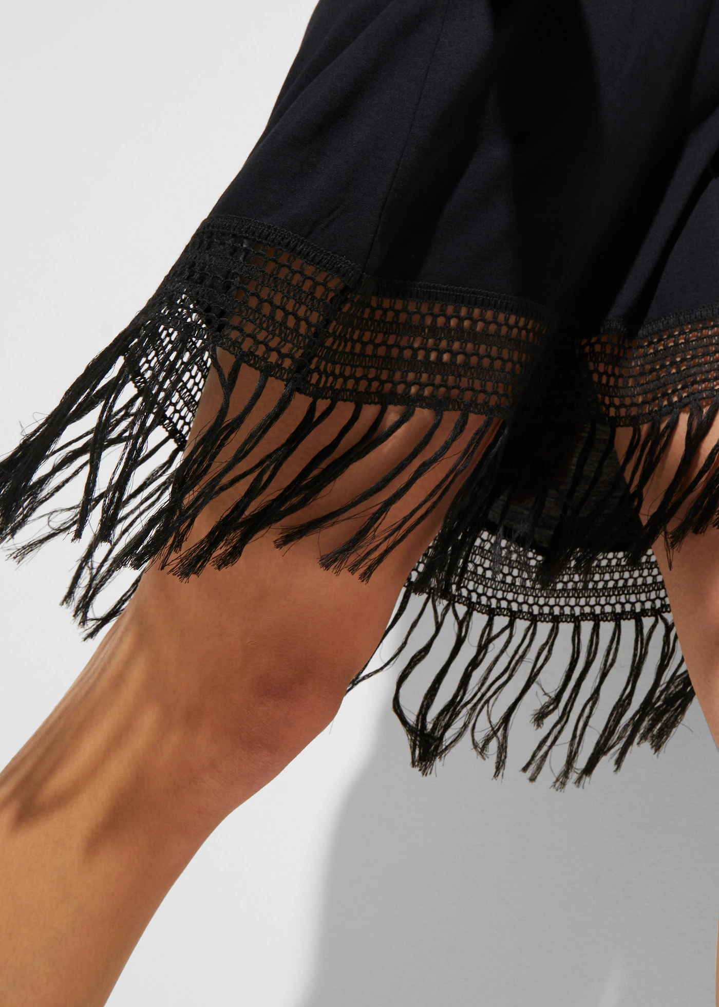 Robe de plage transparente en viscose • noir • Boutique bonprix