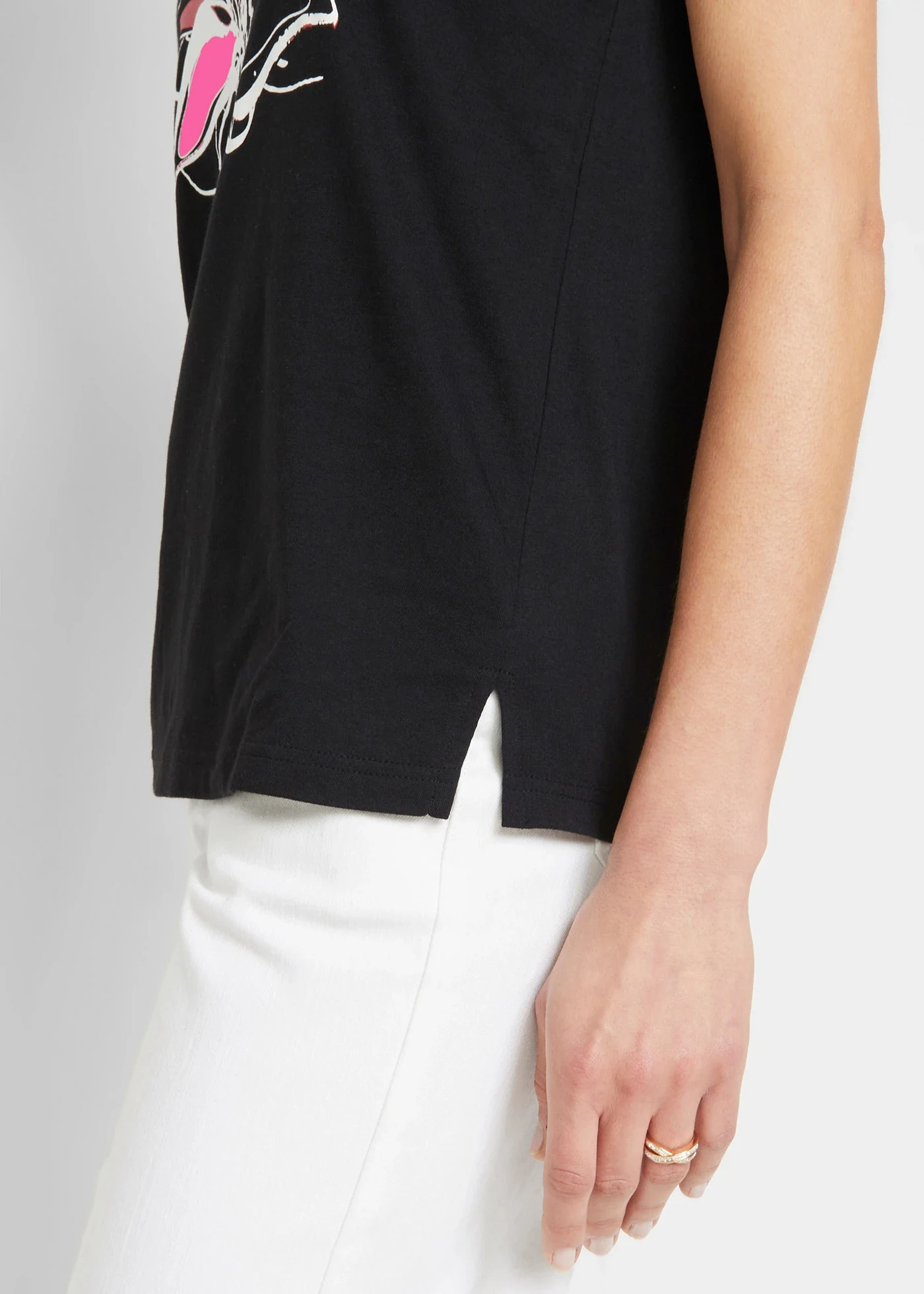Bluză • negru imprimat • magazin bonprix