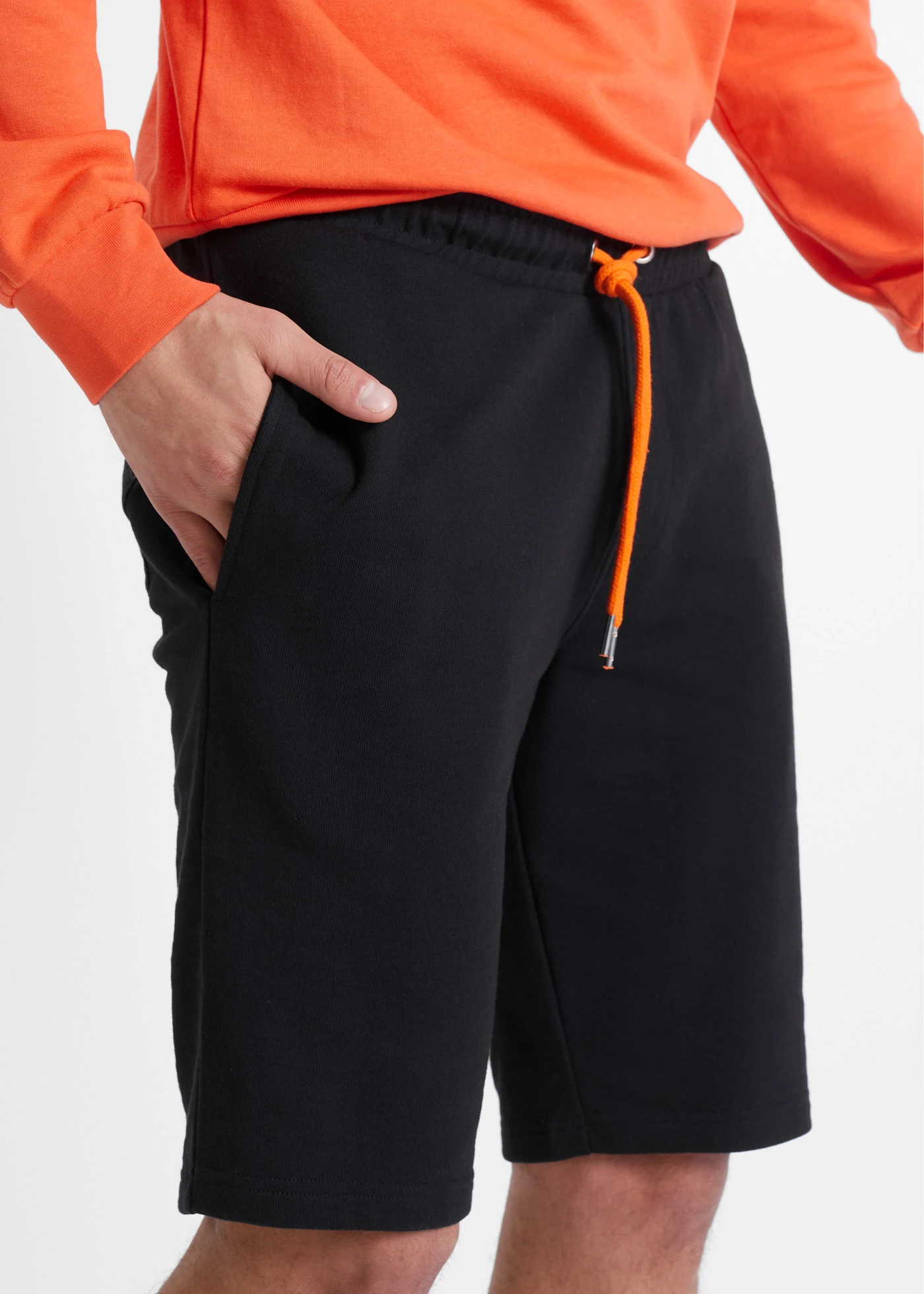 Bermuda sweat 100% coton • noir • Boutique bonprix