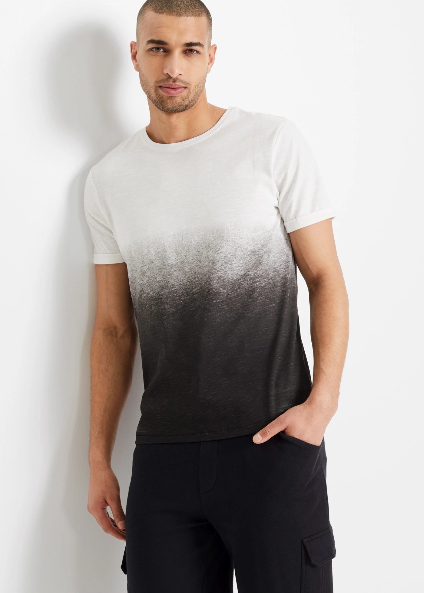 T-shirt van puur katoen, slim fit • wit/zwart • bonprix online shop