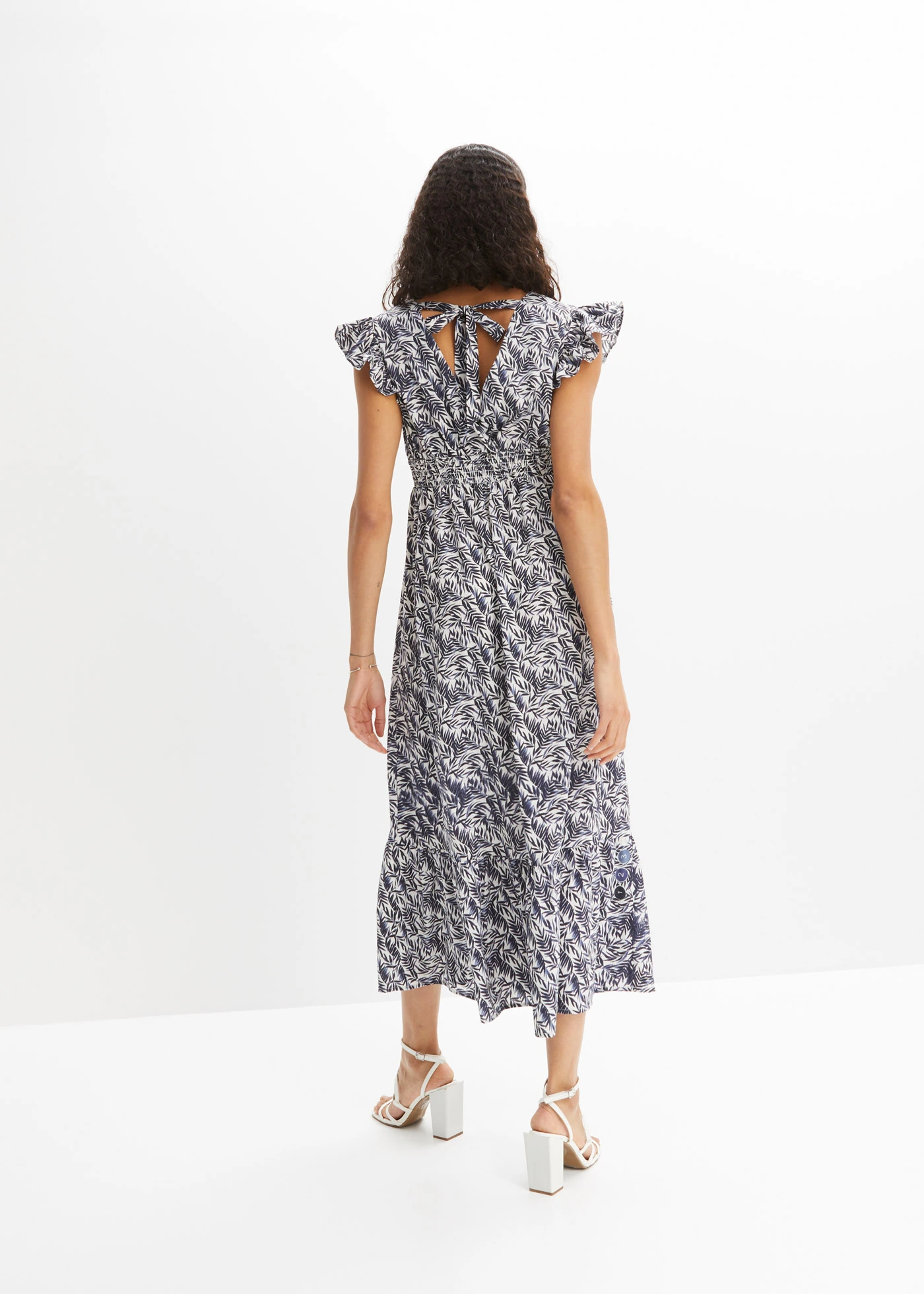 Robe midi à manches papillon • indigo-naturel imprimé • Boutique bonprix