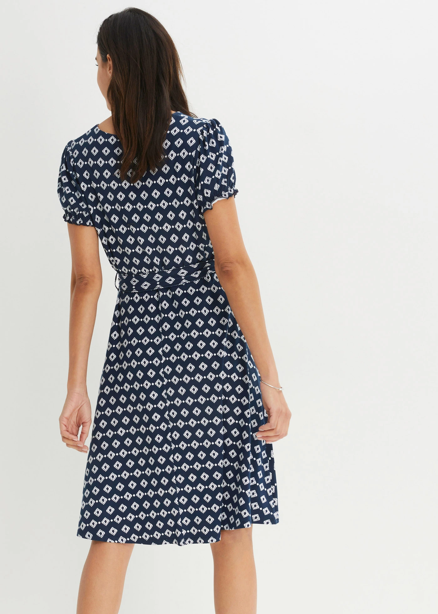 Jersey jurk in een viscosemix • donkerblauw/wit met print • bonprix online shop