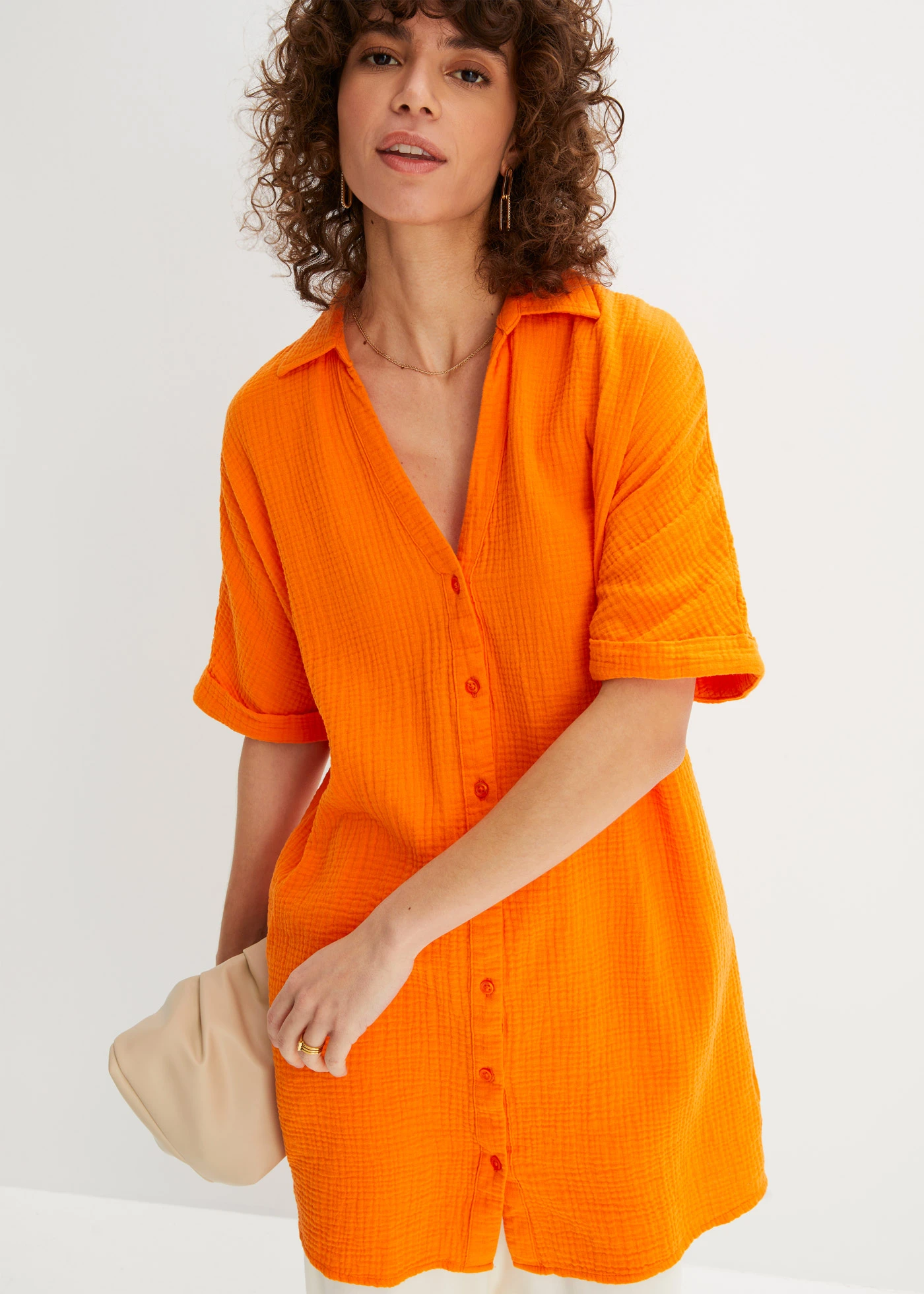 Chemisier long, oversize et doux en gaze de coton • orange citrouille • Boutique bonprix