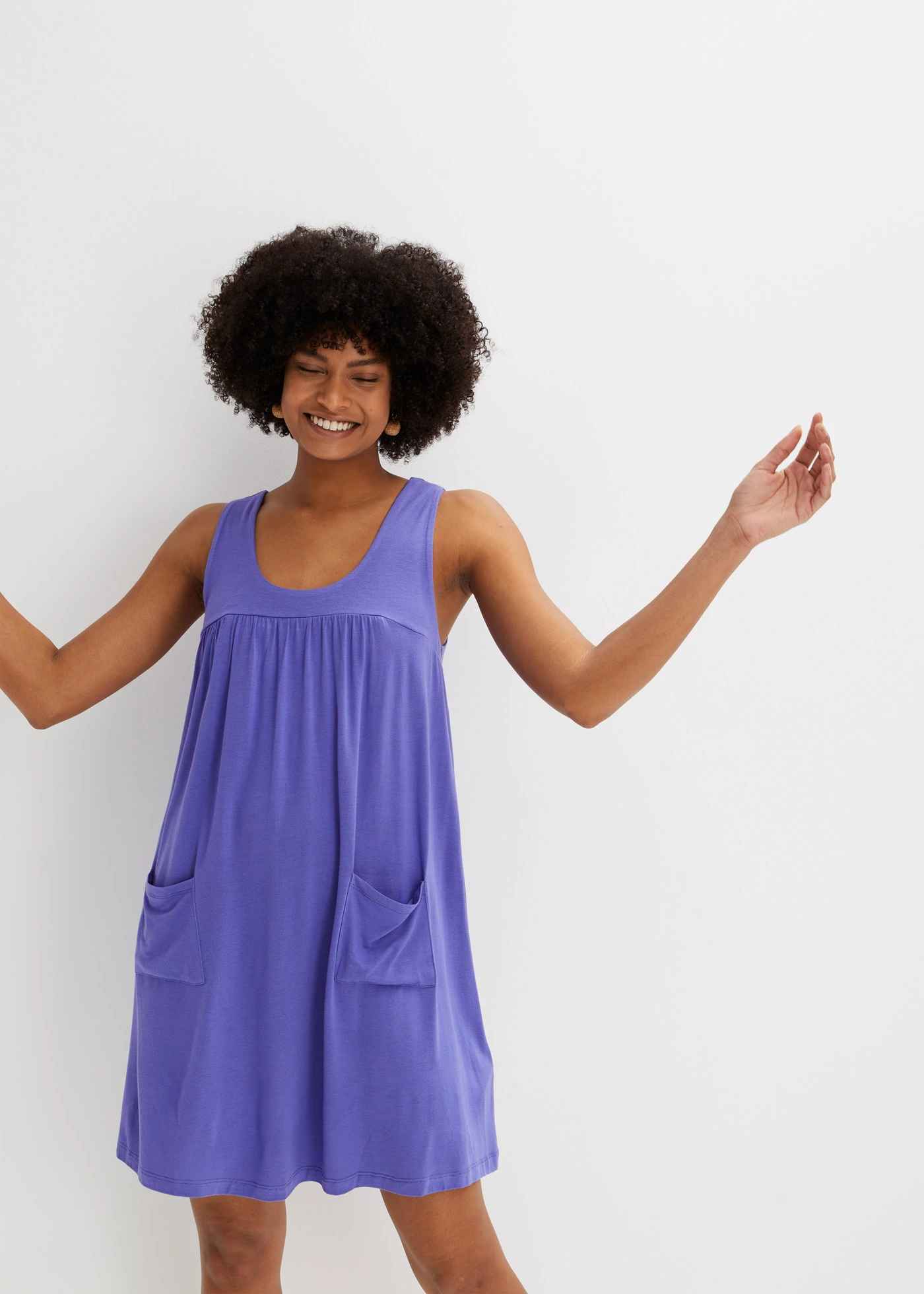 Rochie jerse cu buzunare din viscoză moale • violet-albastru • magazin bonprix