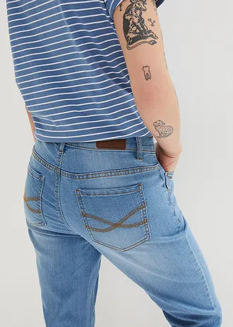 Capri džíny, Mid Waist, Slim Fit • světle modrý denim used • bonprix obchod