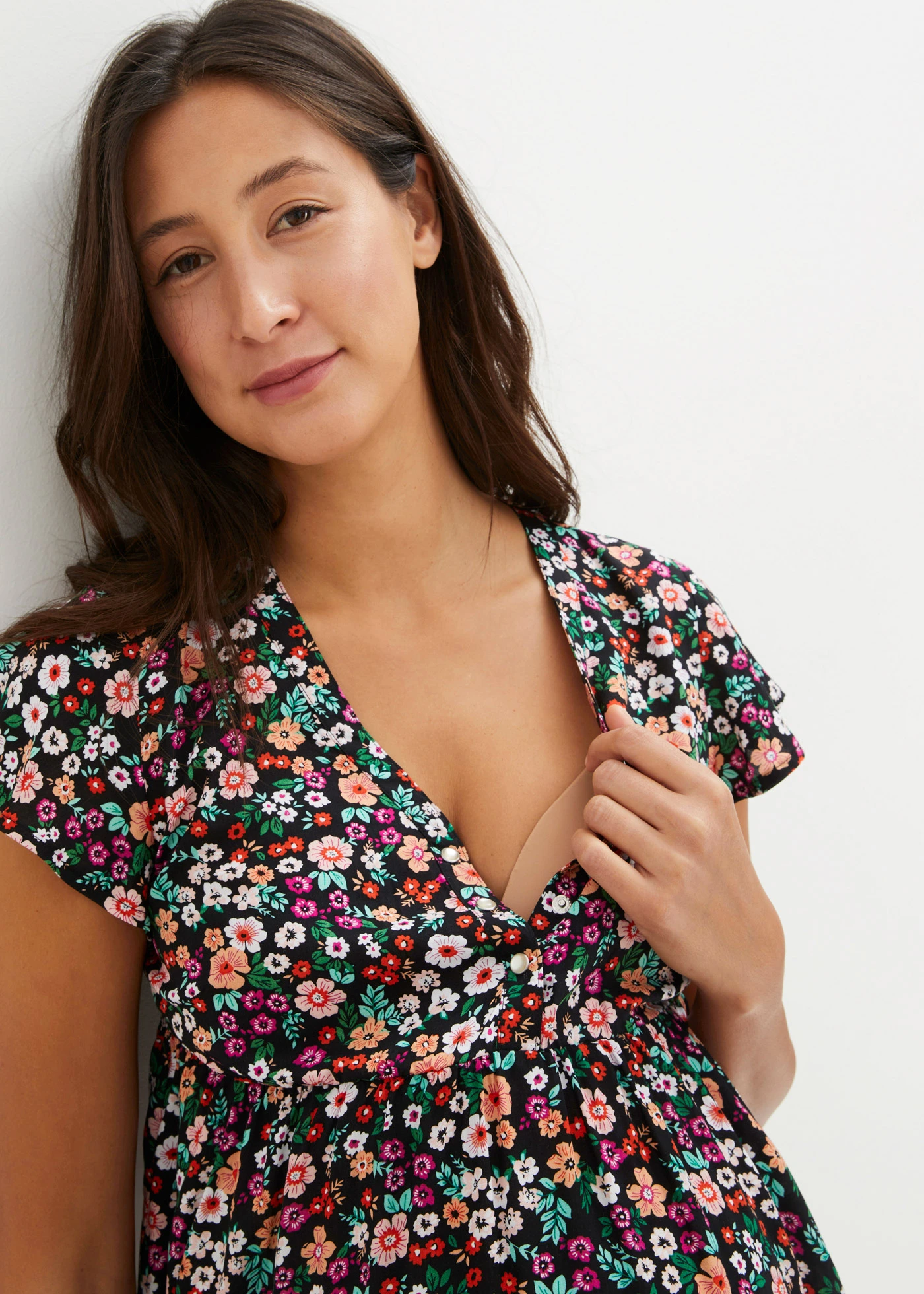 Blouse de grossesse et d’allaitement en viscose fluide • noir floral • Boutique bonprix