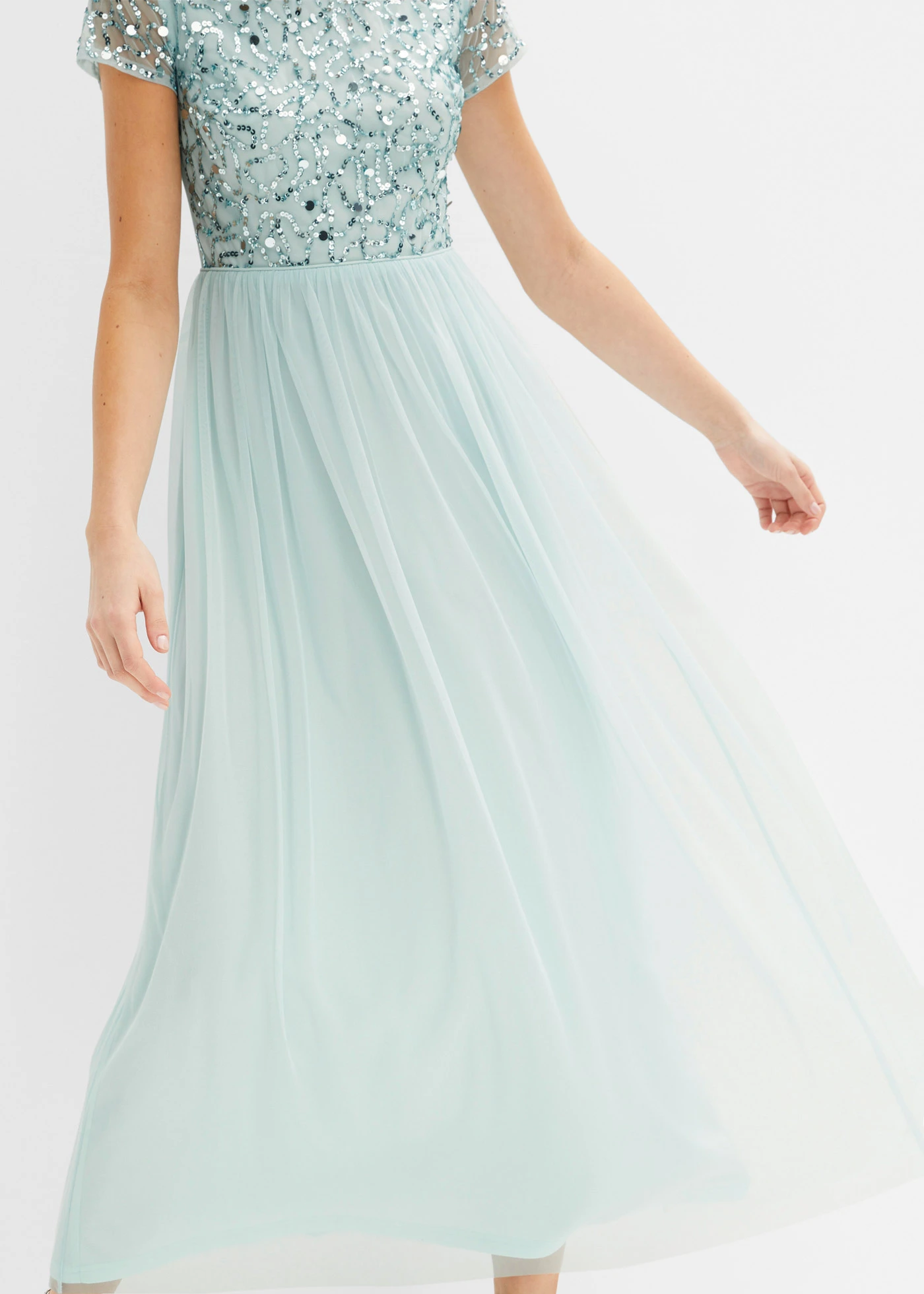 Dlouhé šaty s pajetkovou výšivkou • mátově zelená • bonprix obchod