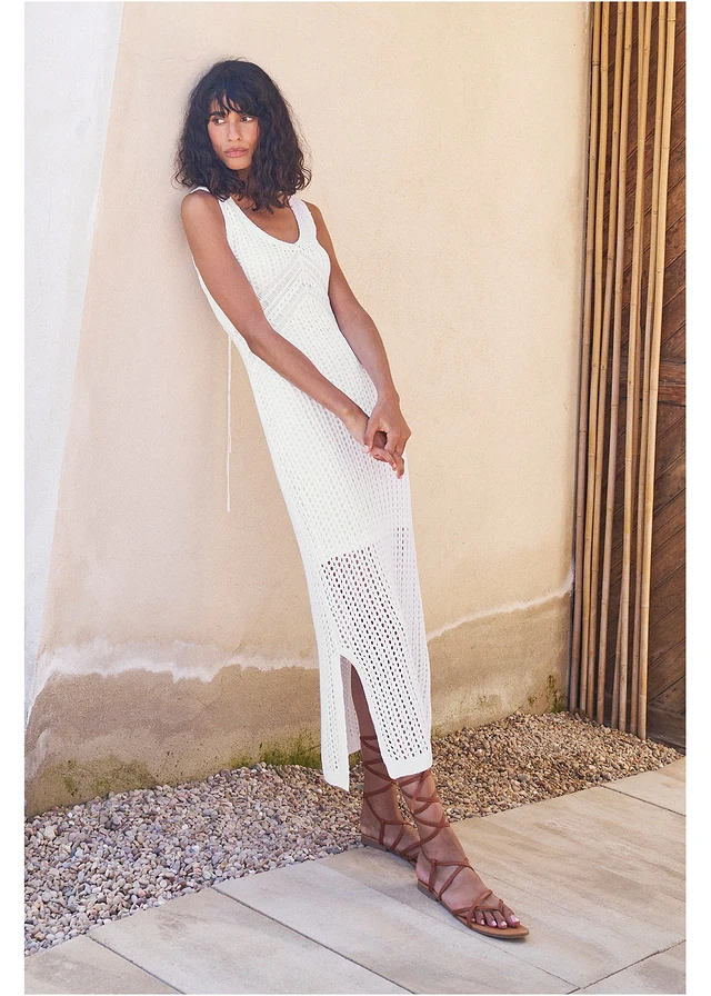 Robe en maille • blanc cassé • product-page.page-title-suffix
