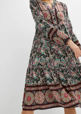 Robe-tunique en viscose fluide, petite • noir • Boutique bonprix