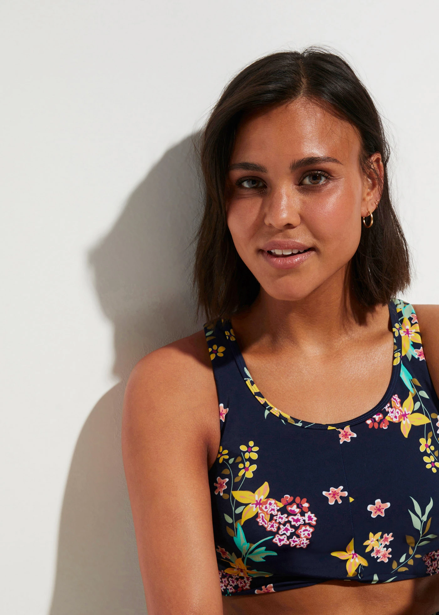 Bralette bikini met gerecycled polyamide (2-dlg. set) • donkerblauw gebloemd • bonprix online shop