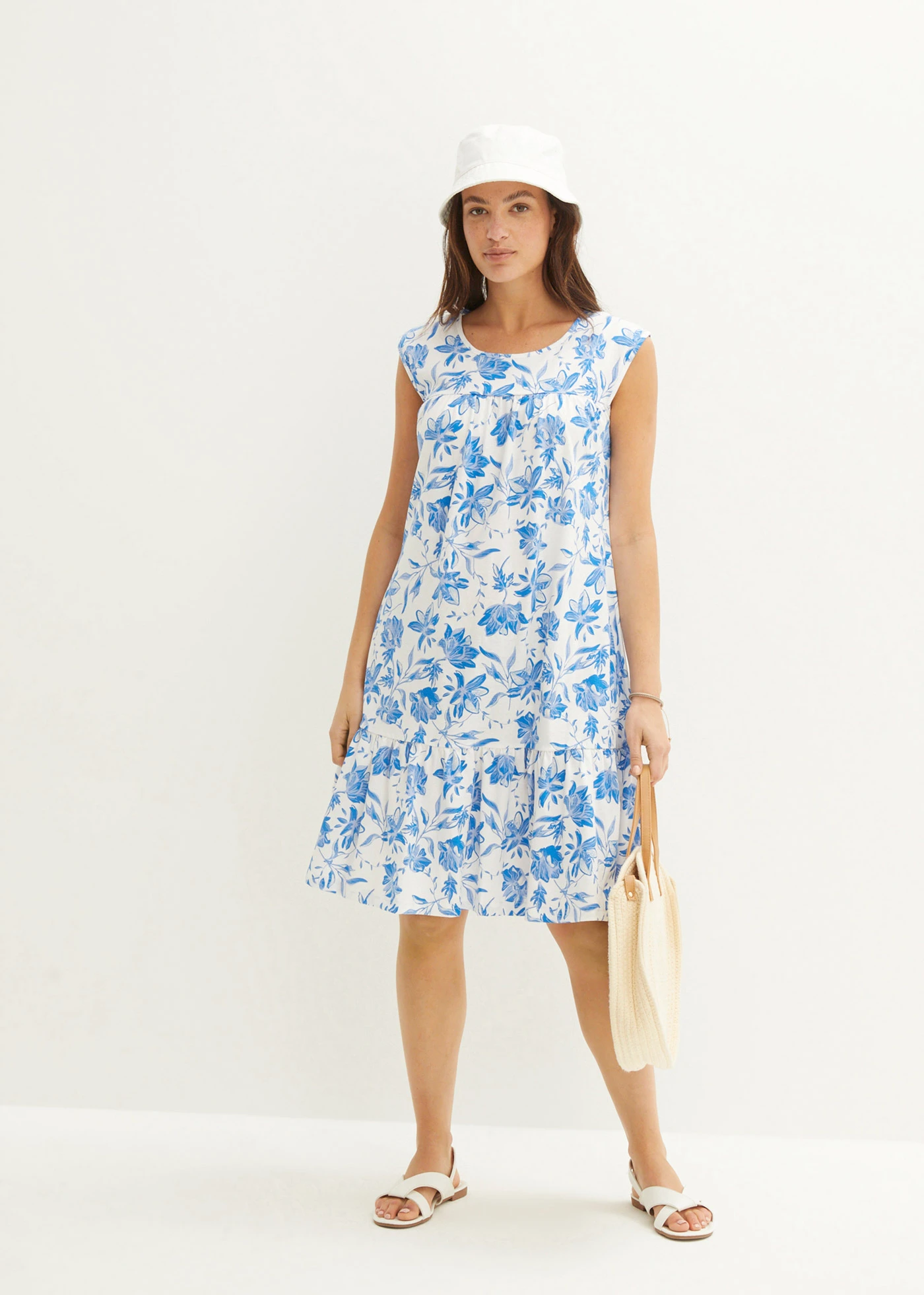 Rochie midi din bumbac 100% • alb/albastru-azur înflorat • magazin bonprix