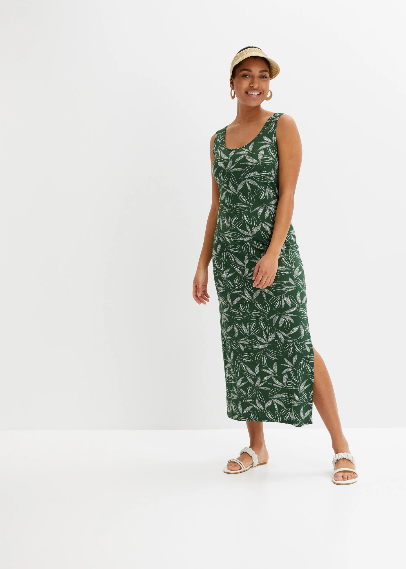 Robe longue en viscose fluide • vert foncé-écru imprimé • Boutique bonprix