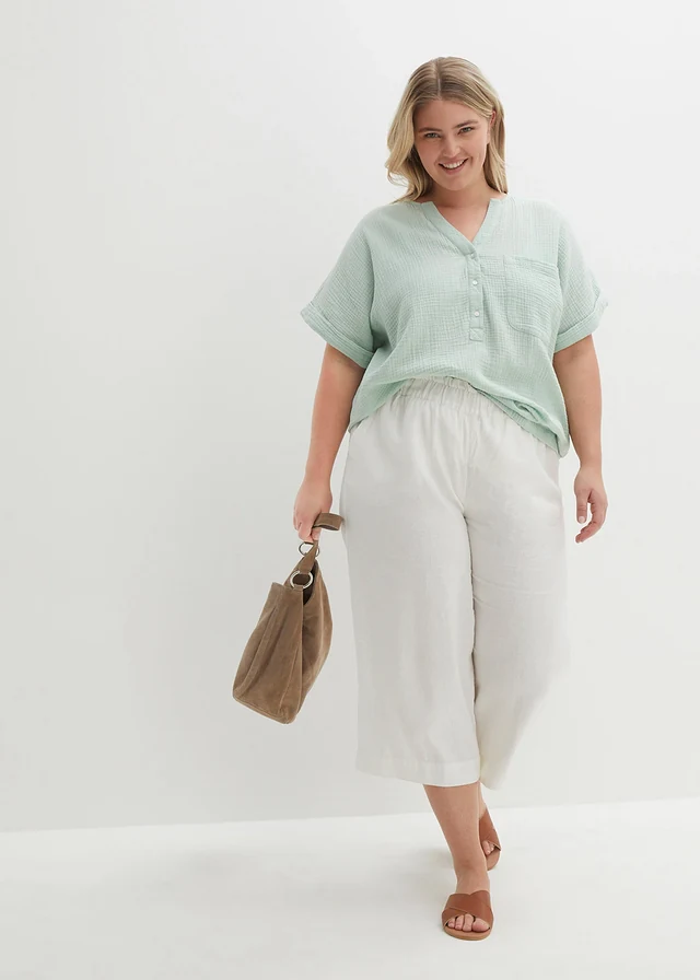 Mousseline blouse met knoopsluiting en zak, Kleur: lichtrietgroen
