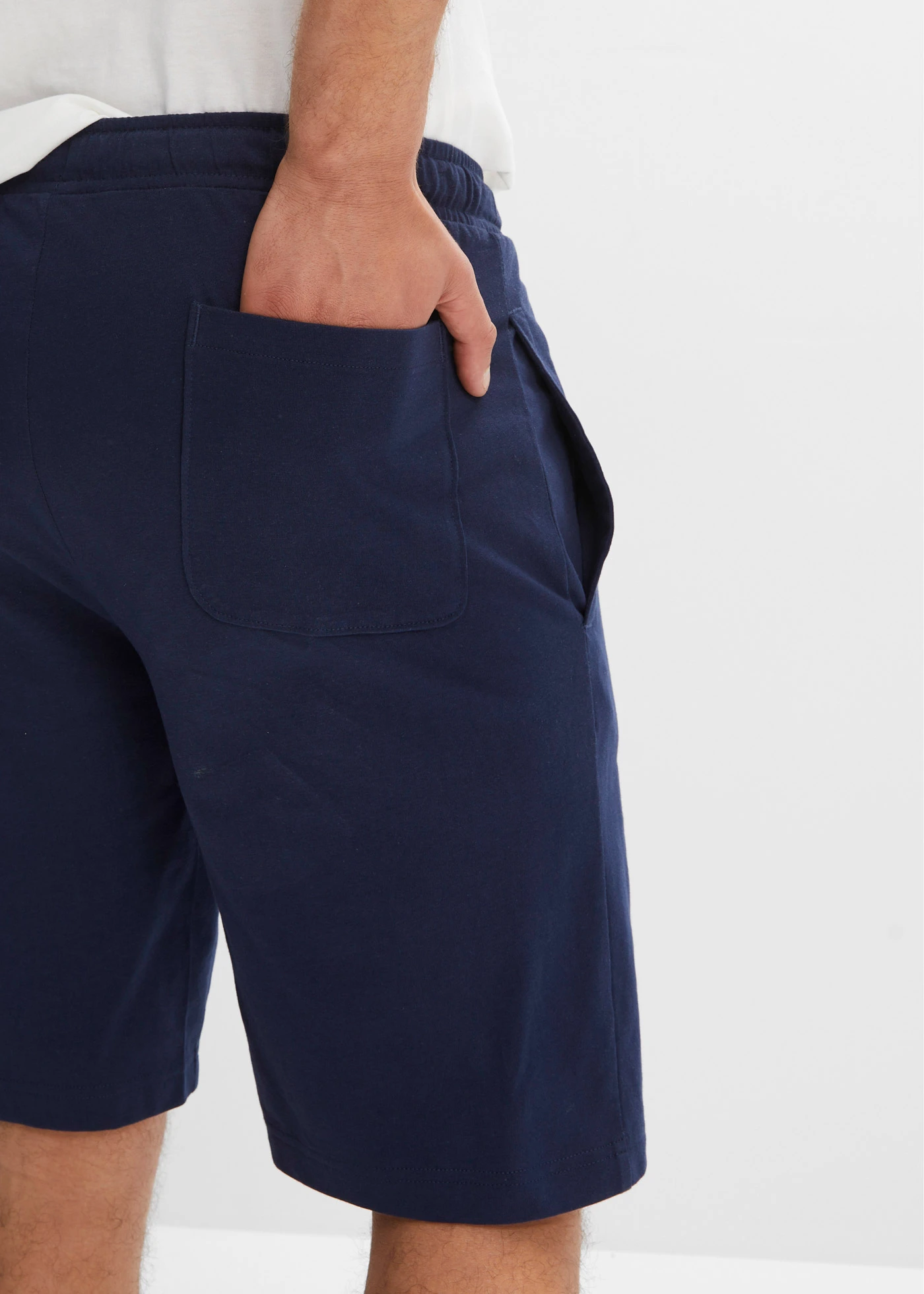 Žerzejové bermudy, střih Regular Fit • tmavě modrá s potiskem • bonprix obchod