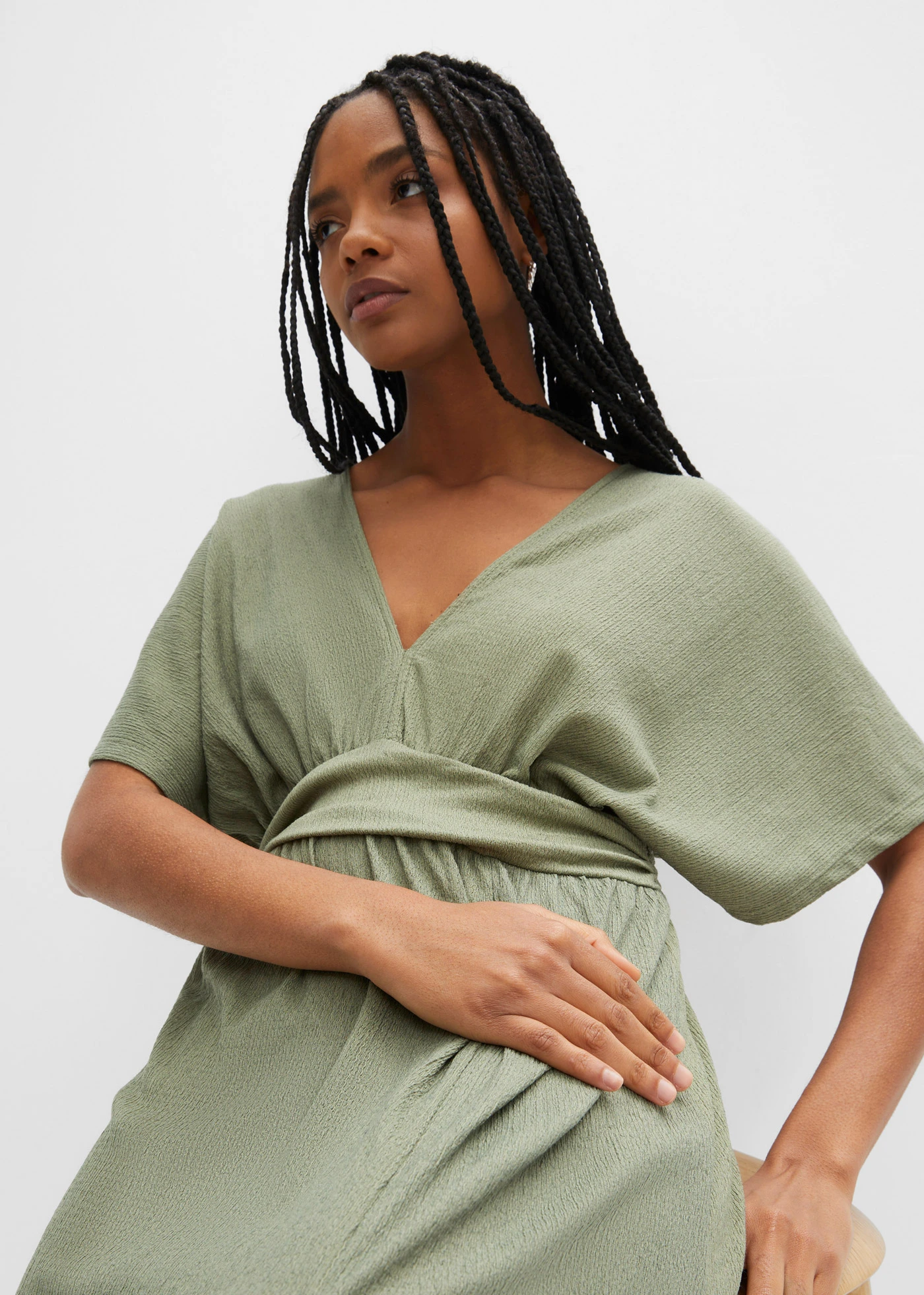 Robe midi • olive • Boutique bonprix
