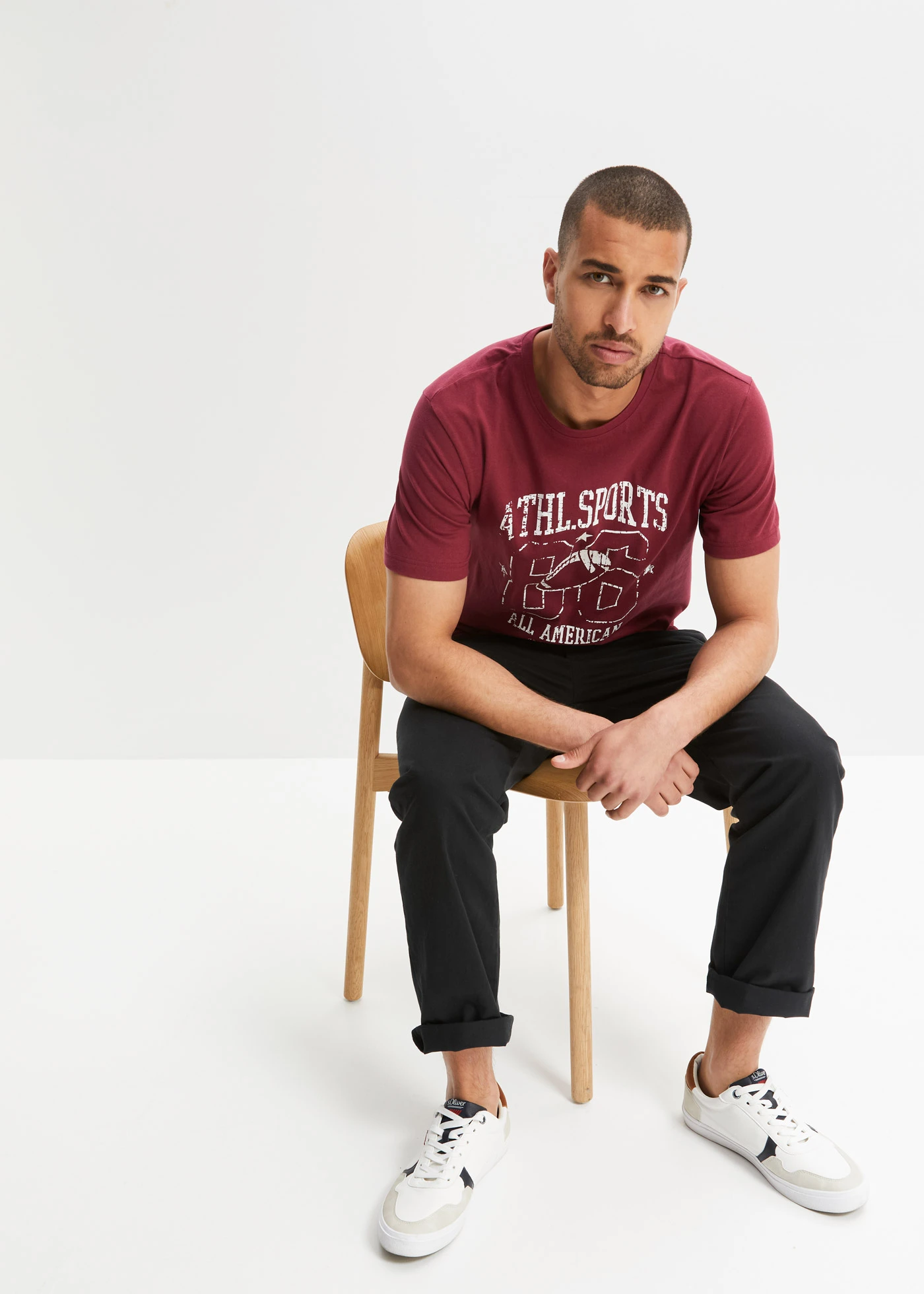 Lot de 2 T-shirts regular • bordeaux + vert foncé imprimé • Boutique bonprix