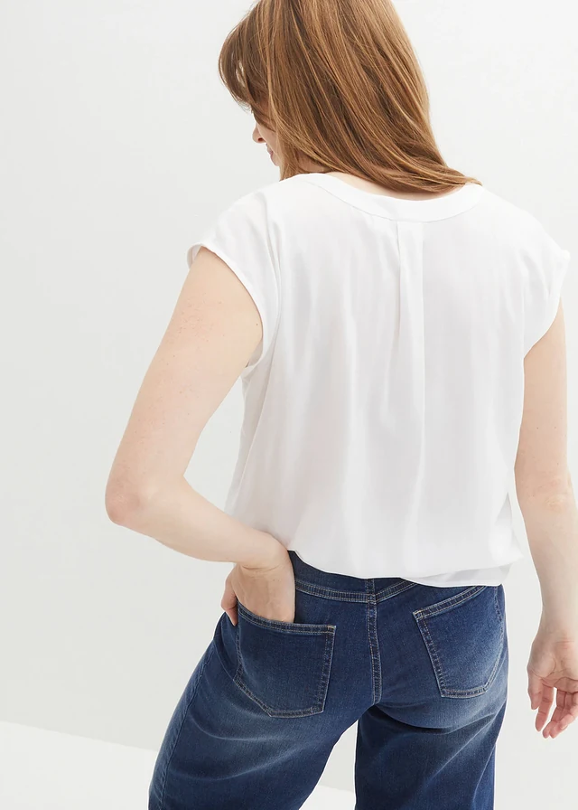Blouse met V-hals en korte mouwen • wit • product-page.page-title-suffix