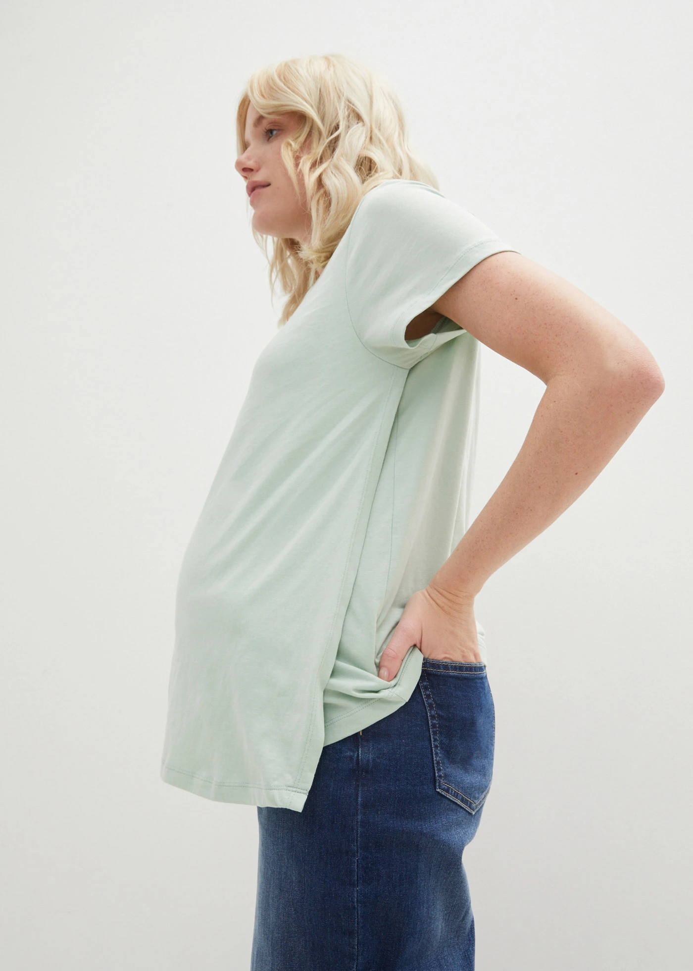 Lot de 2 T-shirts de grossesse et d’allaitement en coton • anthracite chiné/roseau clair • Boutique bonprix