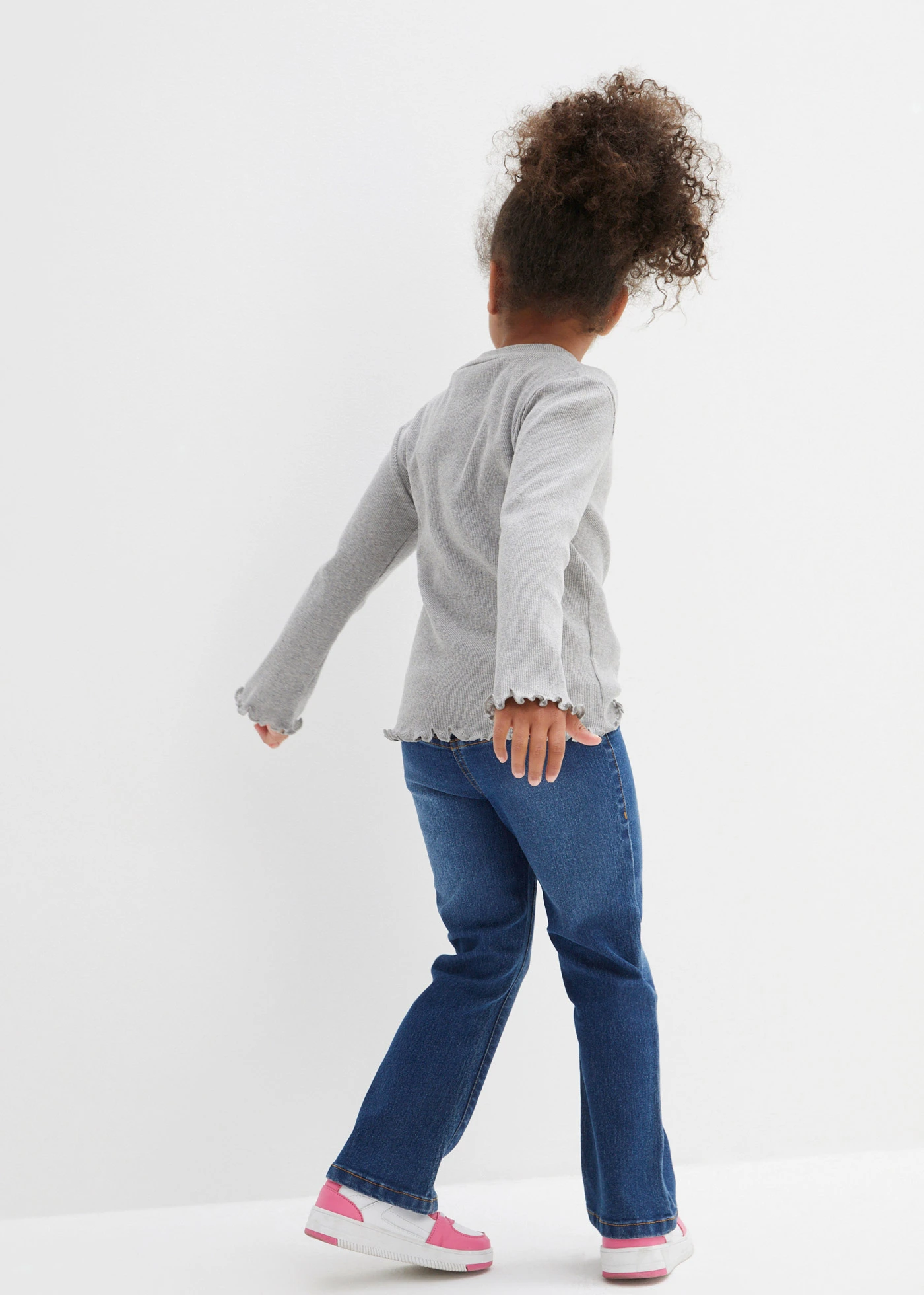 Džínsy bootcut, Mid Waist, s pohodlným pásom • modrá denim • obchod bonprix