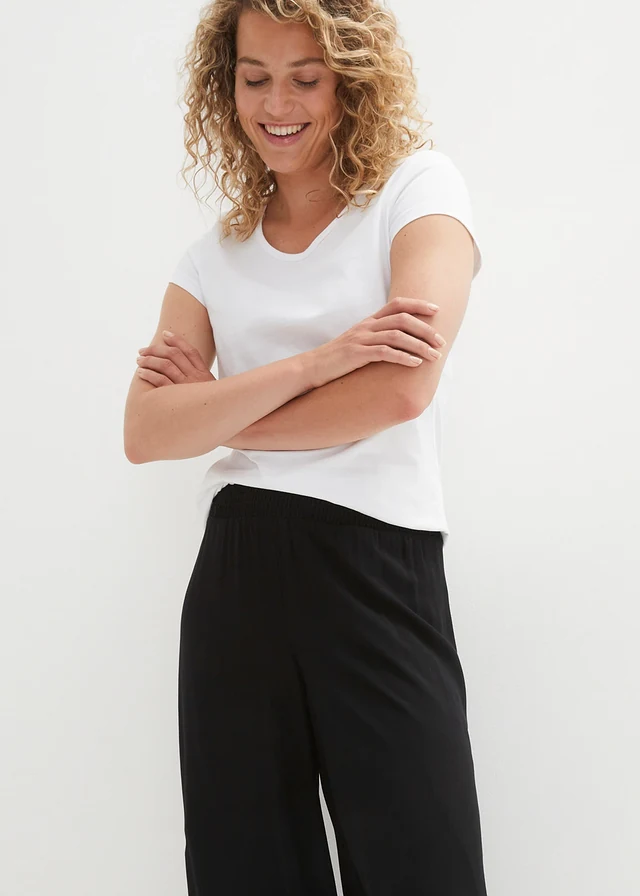 Cropped culotte van zachte viscose • zwart • product-page.page-title-suffix