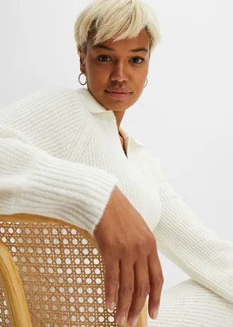 Robe longue en maille avec ceinture (ens. 2 pces) • blanc cassé • Boutique bonprix