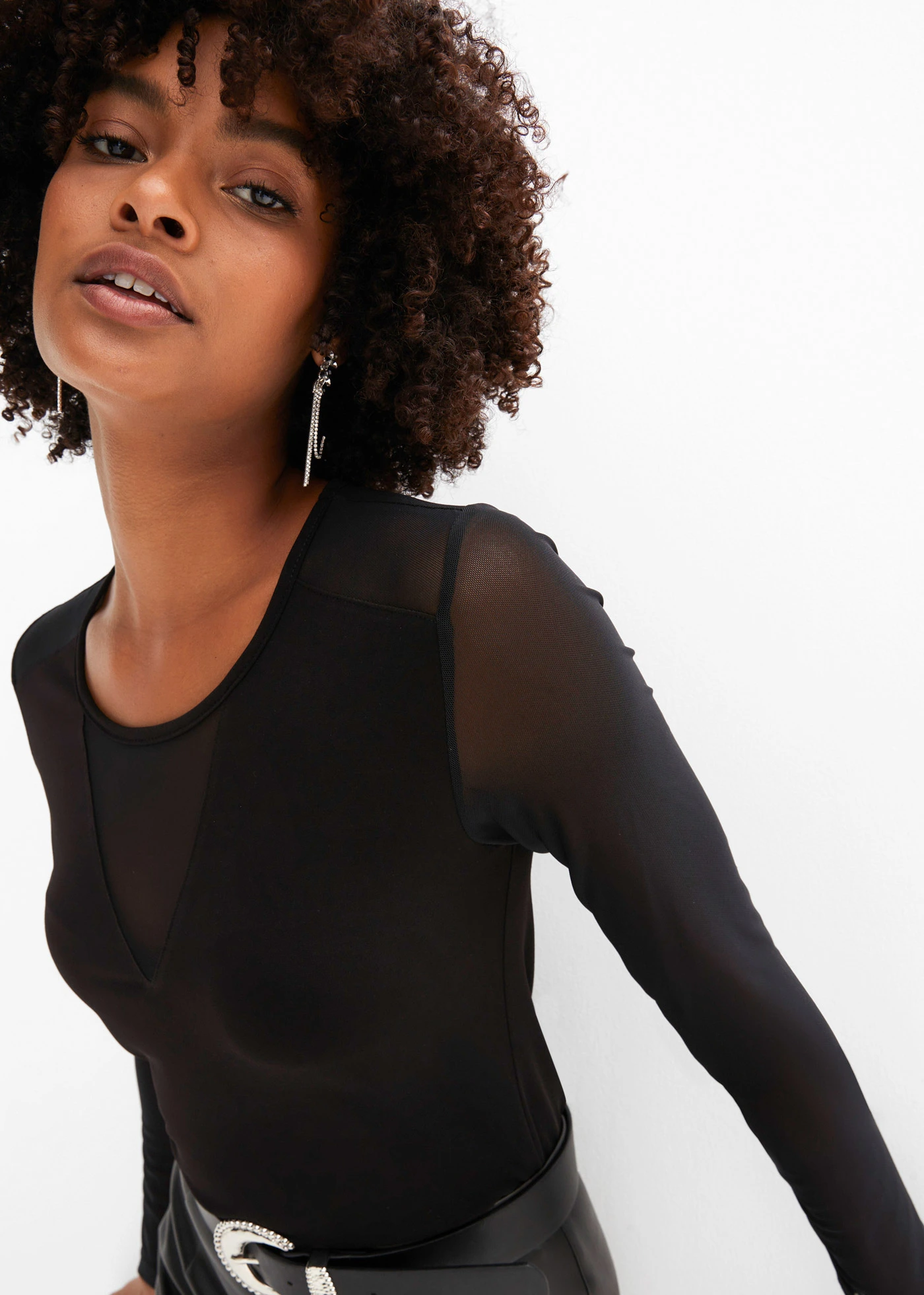 Triko s dlouhým rukávem a síťovinou • černá • bonprix obchod