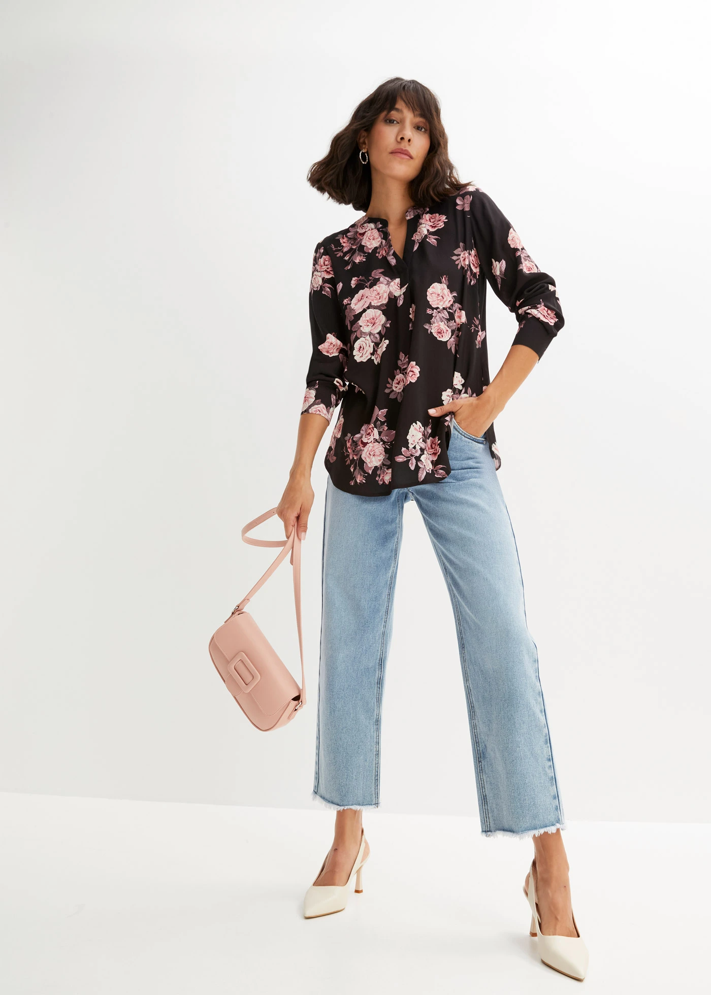 Blouse-tunique • noir/rose clair floral • Boutique bonprix