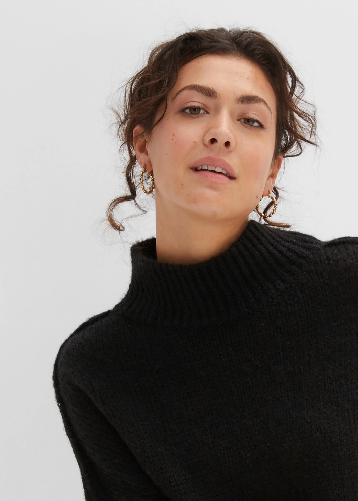 Pulover din tricot cu ochiuri mari • negru • magazin bonprix