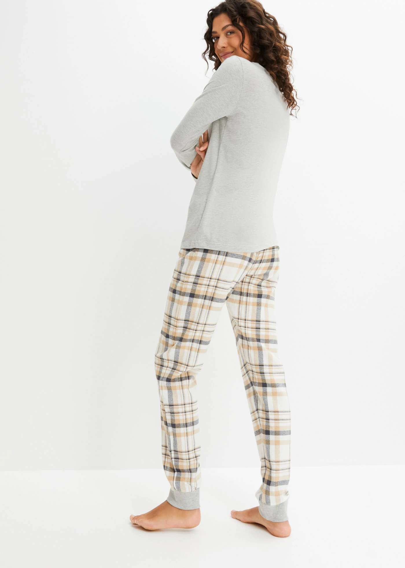 Pyjama met flanellen broek • lichtgrijs gemêleerd-wolwit geruit • bonprix online shop