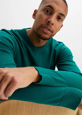 Fijngebreide trui in een zachte katoemix • briljantgroen • bonprix online shop