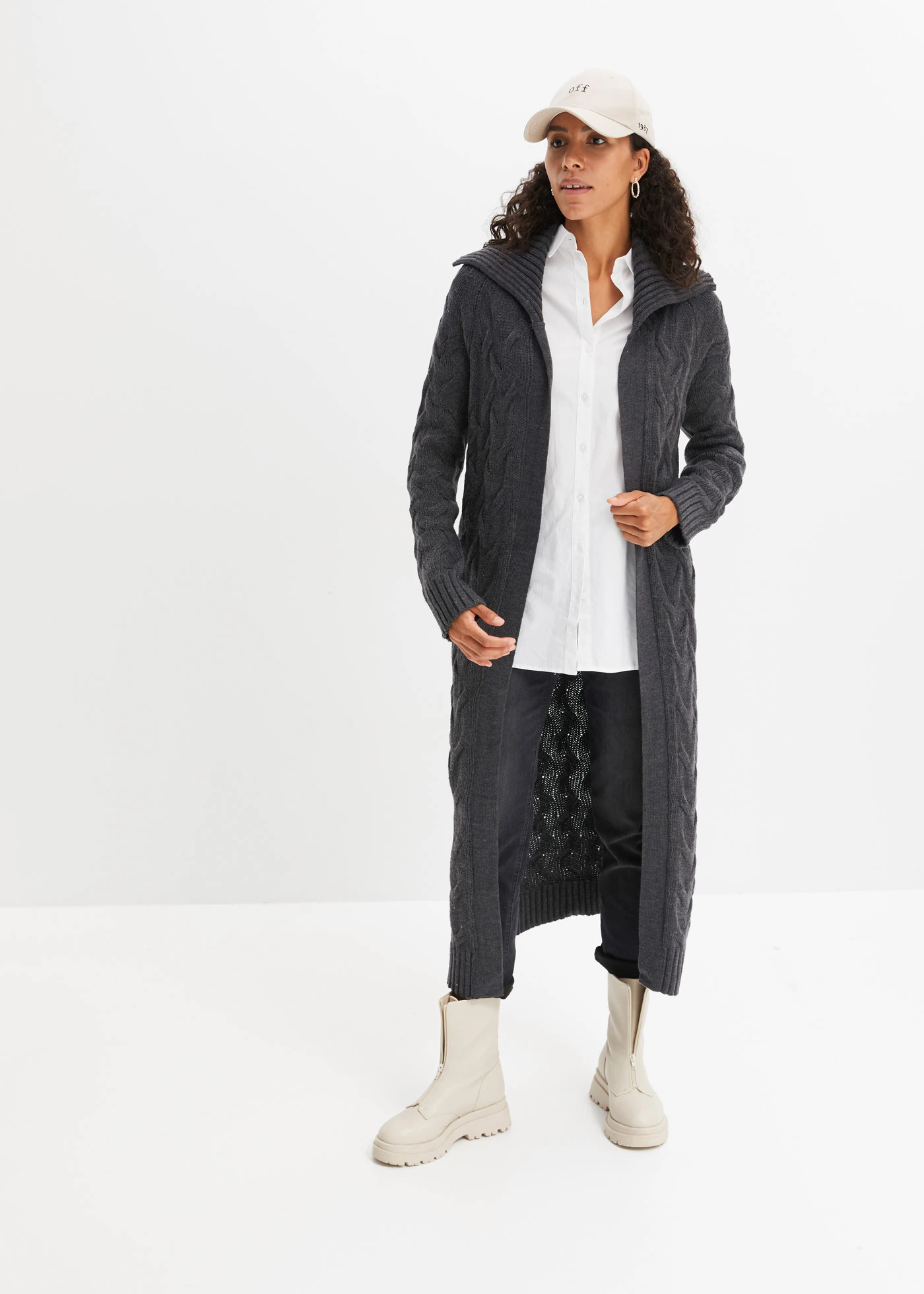 Gilet long en maille torsadée • anthracite chiné • Boutique bonprix