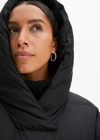 Mantou oversize, matlasat • negru • magazin bonprix