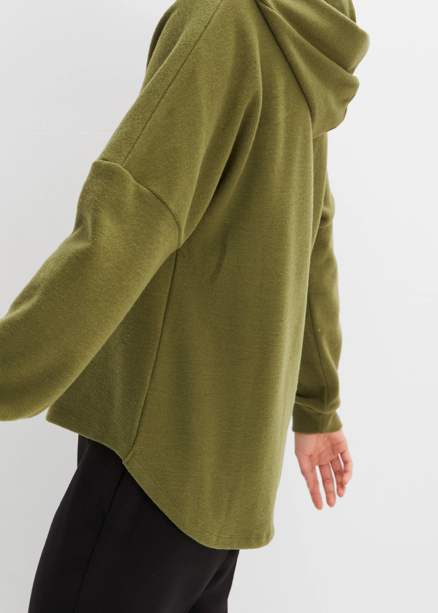 Mikina s kapucí, střih Regular Fit • tmavě khaki • bonprix obchod